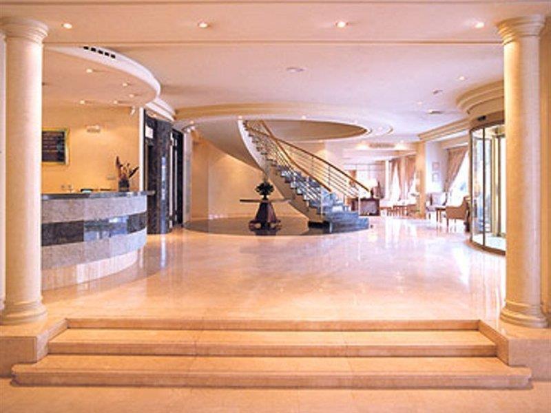 Rallye Hotel Гранада Екстериор снимка